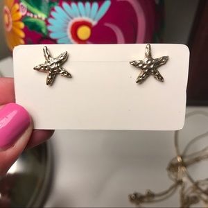 Starfish stud earrings